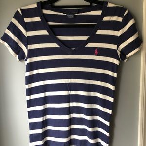 🎄RALPH LAUREN Sport V Neck Top Size M🎄